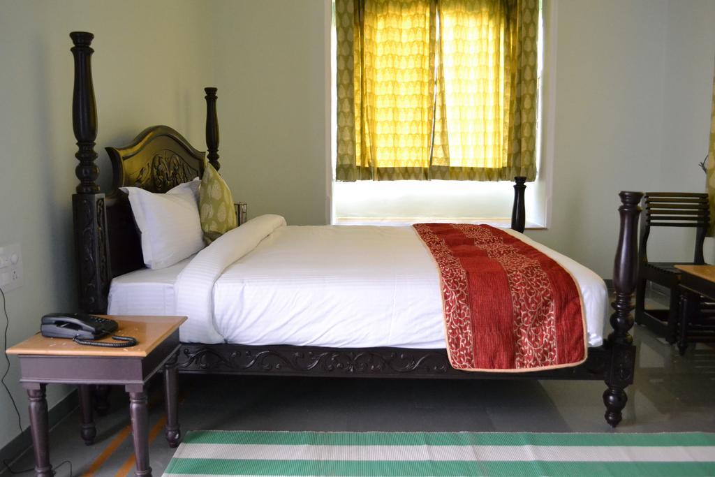 Sai Palace Hotel อุเดเปอร์ ห้อง รูปภาพ