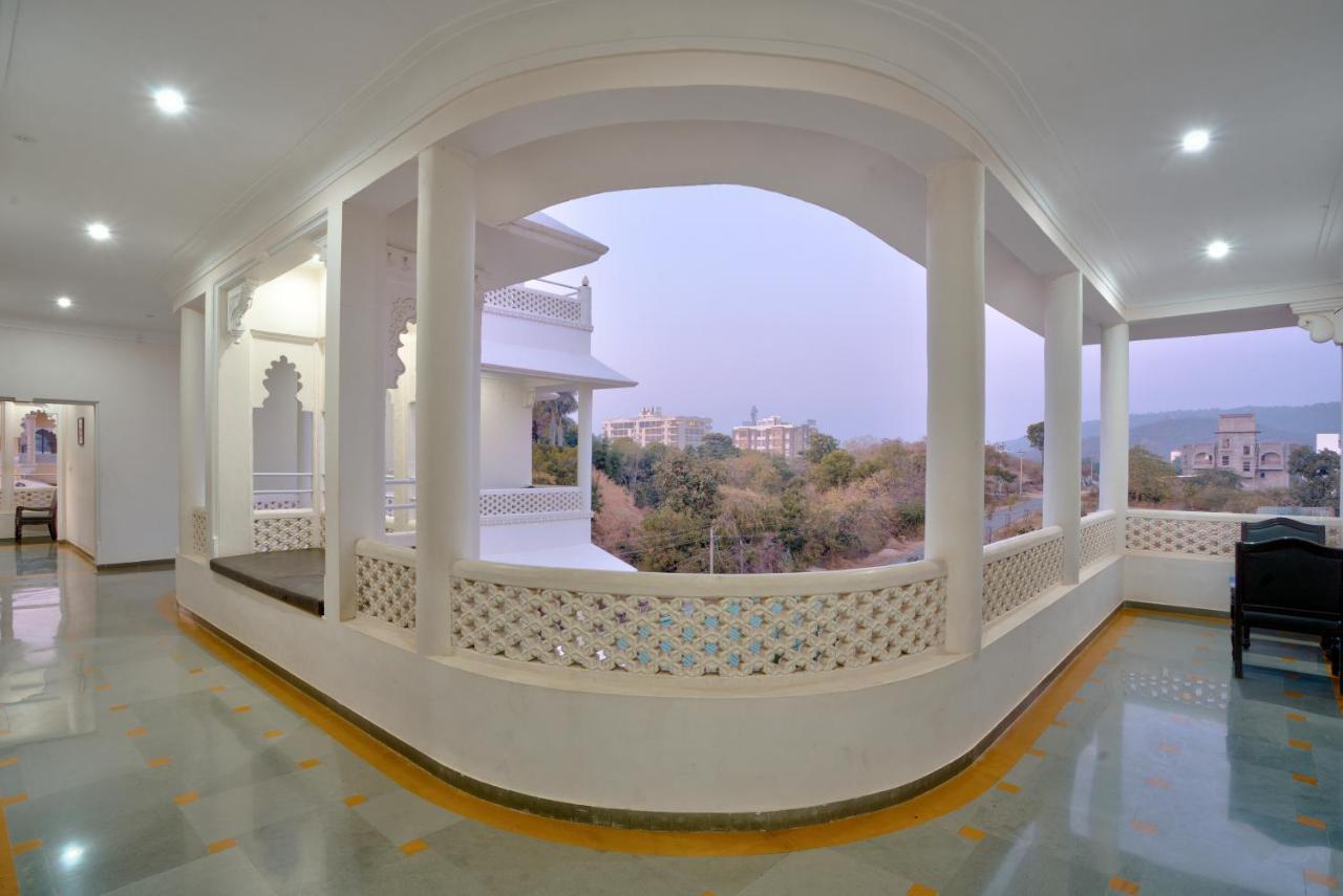 Sai Palace Hotel อุเดเปอร์ ภายนอก รูปภาพ